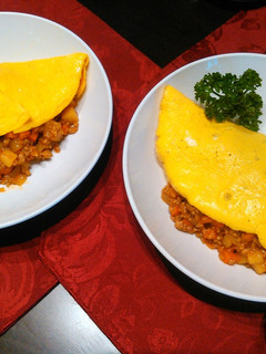 オムジャガ★甘辛味の肉じゃがオムレツ★-レシピのメイン写真