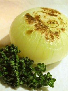 新玉葱の一個丸ごと焼-レシピのメイン写真