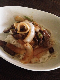 焼肉の残りで簡単麺-レシピのメイン写真
