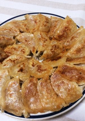 ご飯が進む♫焼き餃子-レシピのメイン写真