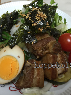 夏うどん♡角煮と夏野菜サラダの冷製うどん-レシピのメイン写真