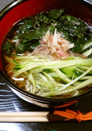 簡単！金時草摂取、ぶっかけそうめん-レシピのメイン写真