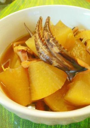 大根とイカの一夜干しの煮物-レシピのメイン写真
