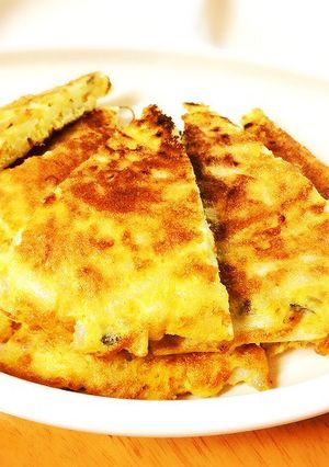 離乳食後期〜完了期★うどんのお好み焼き-レシピのメイン写真