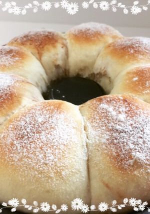 エンゼル型でふんわりモチモチちぎりパン-レシピのメイン写真