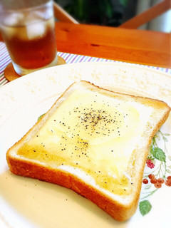 甘しょっぱい♡ハニーチーズトースト-レシピのメイン写真