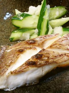 魚焼きレンジで簡単に鯛の塩焼き-レシピのメイン写真