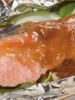 秋鮭とキャベツのピリ辛みそホイル焼き-レシピのメイン写真