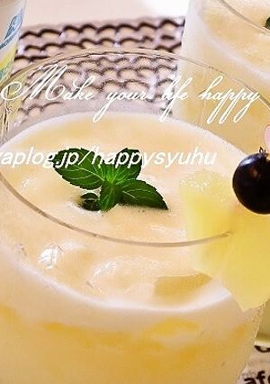 パインミルクカクテルwithICEBOX-レシピのメイン写真