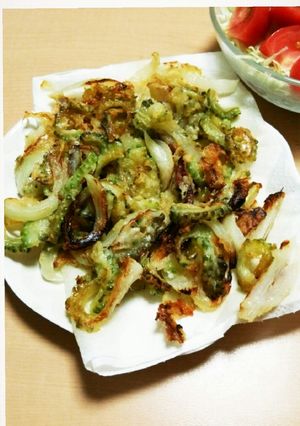 ゴーヤと玉ねぎの　パリパリ　かき揚げ-レシピのメイン写真