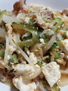 ゴーヤと豚肉入りの炒り豆腐♪-レシピのメイン写真