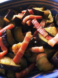 簡単!なすとベーコンの炒め物-レシピのメイン写真