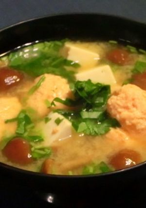 鮭しんじょの味噌汁-レシピのメイン写真