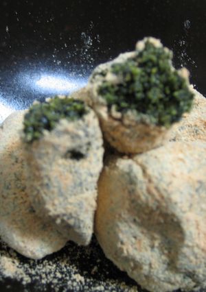黒蜜で♪黒ゴマきな粉あめ！大麦若葉入り♪-レシピのメイン写真