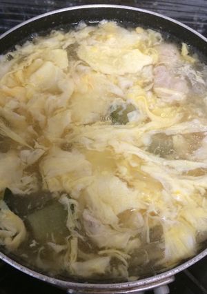 鶏皮でチキンスープ冬瓜入り-レシピのメイン写真