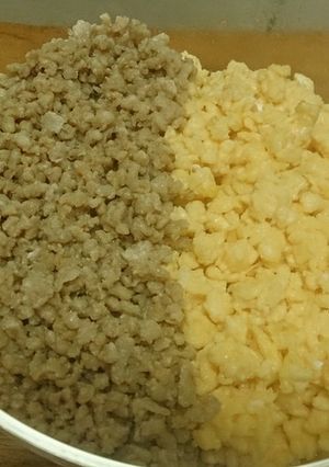炒めるだけ、簡単！鶏そぼろと卵丼-レシピのメイン写真