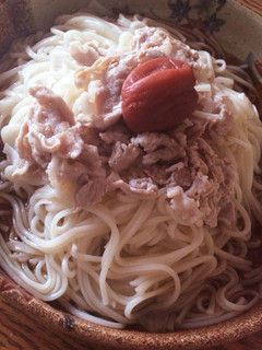乗せるだけ!梅しゃぶそうめん-レシピのメイン写真