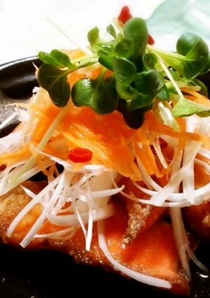 ◆酢香る♪ピリ辛！鮭のさっぱり酢漬け◆-レシピのメイン写真