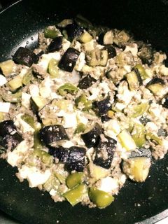 ナスとピーマンとお豆腐の挽き肉味噌炒め-レシピのメイン写真