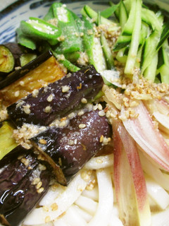 ごま風味♪茄子入り冷やしうどん-レシピのメイン写真