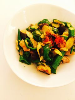 ココナッツオイルで☆夏野菜のカレー炒め-レシピのメイン写真