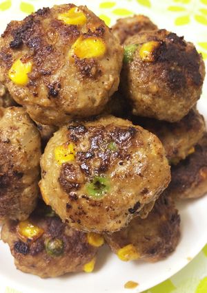 お弁当用に作り置き☆野菜入りハンバーグ-レシピのメイン写真