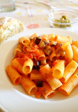ナスとバジルのトマトパスタ-レシピのメイン写真
