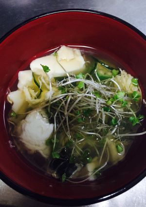 2色豆腐とキュウリのおつゆ-レシピのメイン写真