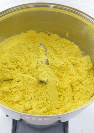 粉砕機でみかんの皮(陳皮)の粉末化-レシピのメイン写真