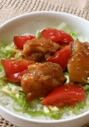味付鶏肉とトマトのソテー丼-レシピのメイン写真