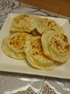 パリパリ⭐チーズとウインナー餃子-レシピのメイン写真