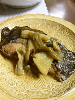 圧力鍋で骨ごと食べれるカレイの塩煮-レシピのメイン写真