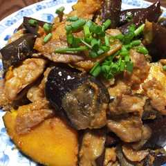 รูปของ 豚肉となすとかぼちゃの味噌ネーズ炒め