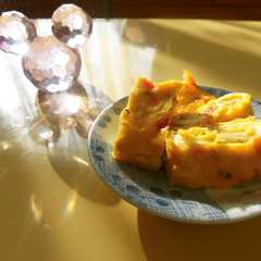 รูปของ お弁当に！塩トマトとチーズ入りの卵焼き