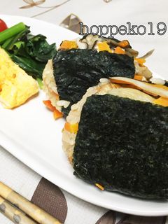 朝ごはんにピッタリ☆炊き込みおにぎり-レシピのメイン写真