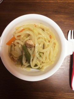 完了食 残り野菜と鮭の焼うどん-レシピのメイン写真