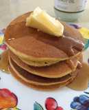 ココナッツ粉ベースのパンケーキ♪