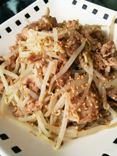 レンジで簡単☆豚肉ともやしの香味醤油蒸し-レシピのメイン写真