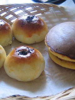 手作り餡であんパン&どら焼き風♪-レシピのメイン写真