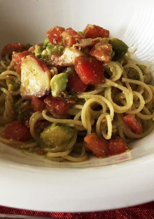 アボカドとトマトの冷製パスタ-レシピのメイン写真
