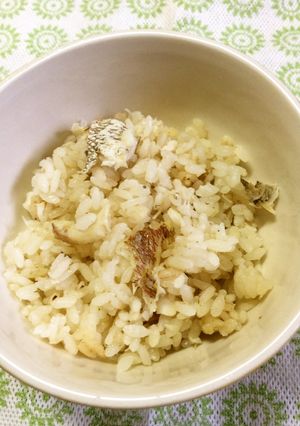 土鍋で鯛めし-レシピのメイン写真