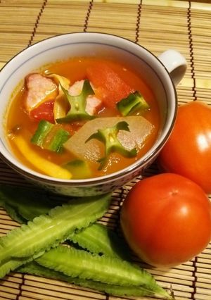 夕顔・トマト・四角豆のコンソメスープ♪-レシピのメイン写真