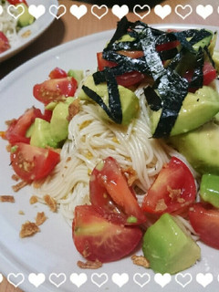 トマトとアボカドの冷製パスタ風そうめん-レシピのメイン写真