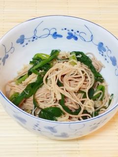 旨さも量も!かさましニラえのきそば-レシピのメイン写真