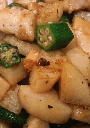 簡単!長芋と鶏肉、オクラのソテー-レシピのメイン写真