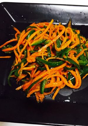胡麻香る！人参とピーマンのキンピラ-レシピのメイン写真