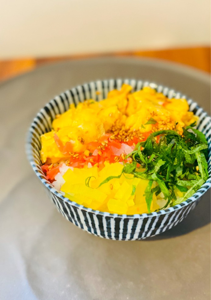 紅生姜と沢庵のふわたま和風丼-レシピのメイン写真