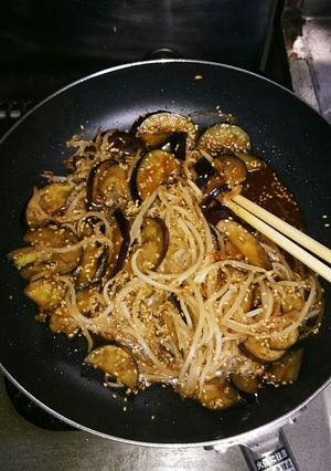 肉なしでも満足！もやしとなすの炒め物-レシピのメイン写真