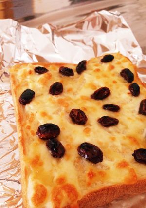 チーズレーズントースト-レシピのメイン写真