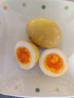 カレー味の煮卵・お弁当のゆで卵苦手な子に-レシピのメイン写真